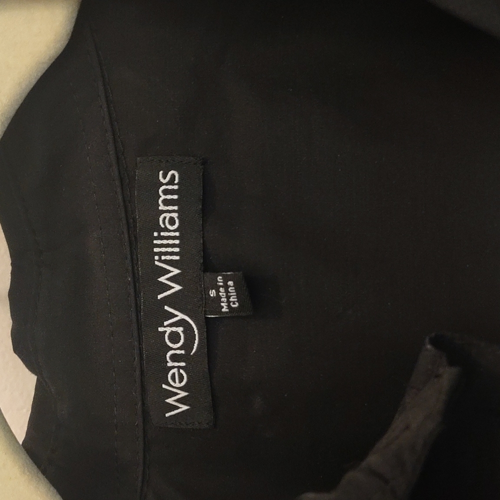 Top - Picture 2 of 3